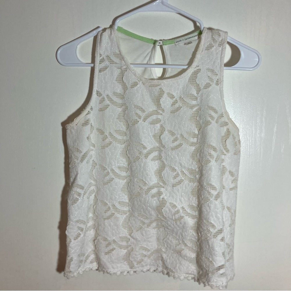Coco and Jaimeson crochet lace crop‎ small